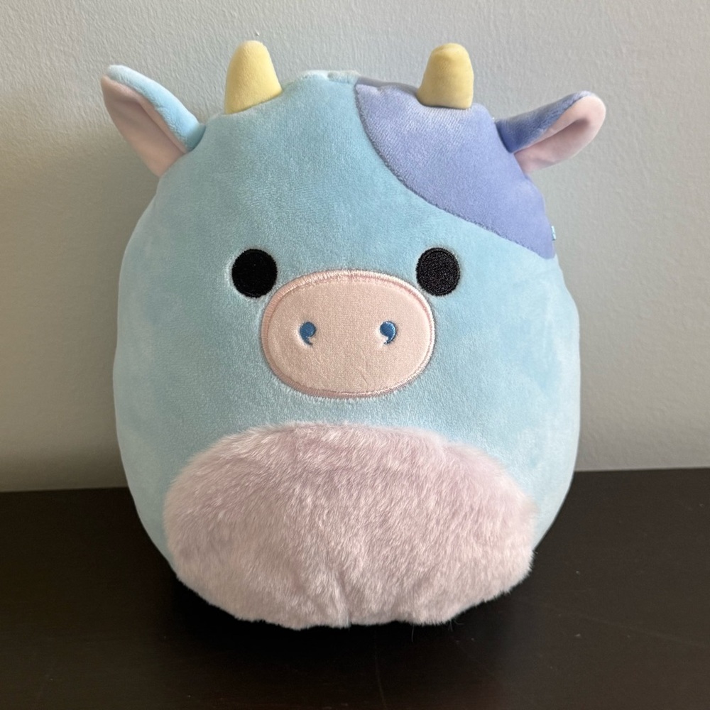 Squishmallow 8” Clayton Cow